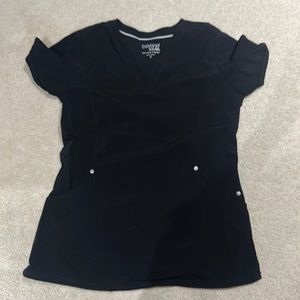 Beyond scrubs top, size small